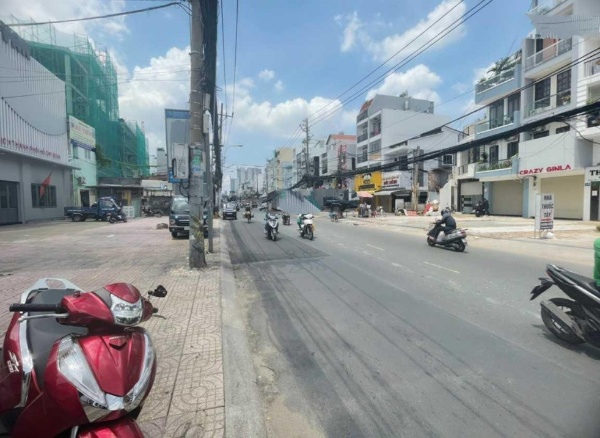 Bán nhà 2 tầng 28 m² Đường Cách Mạng Tháng Tám, Phường 10, Quận 3, Hồ Chí Minh